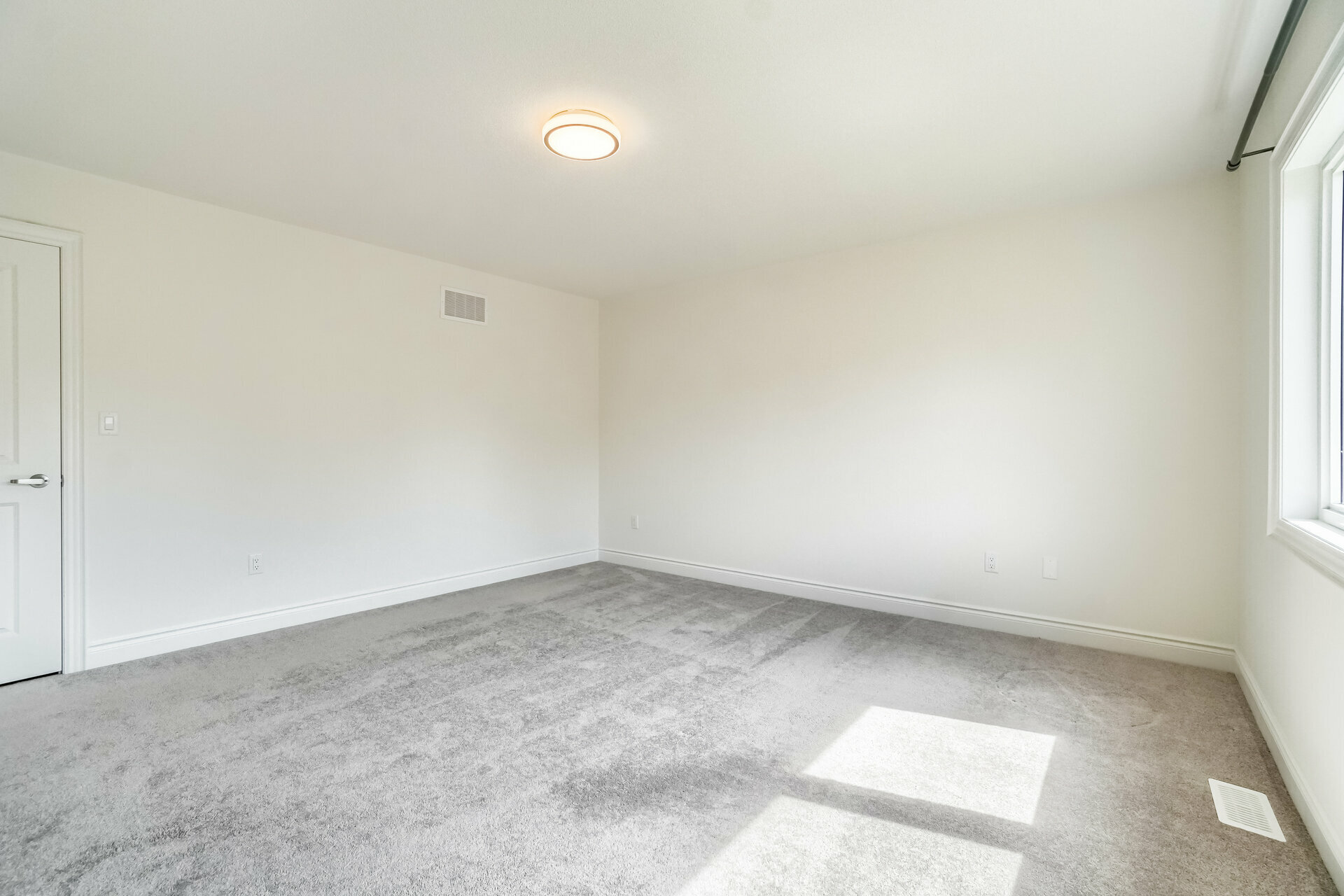 33 Holland Vista Street, East Gwillimbury - photo 26