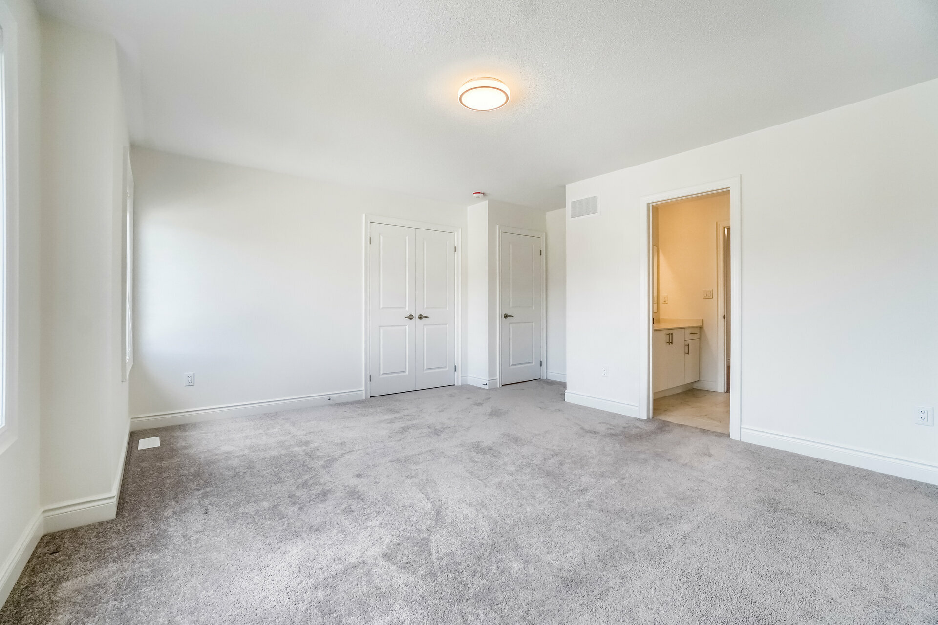 33 Holland Vista Street, East Gwillimbury - photo 35