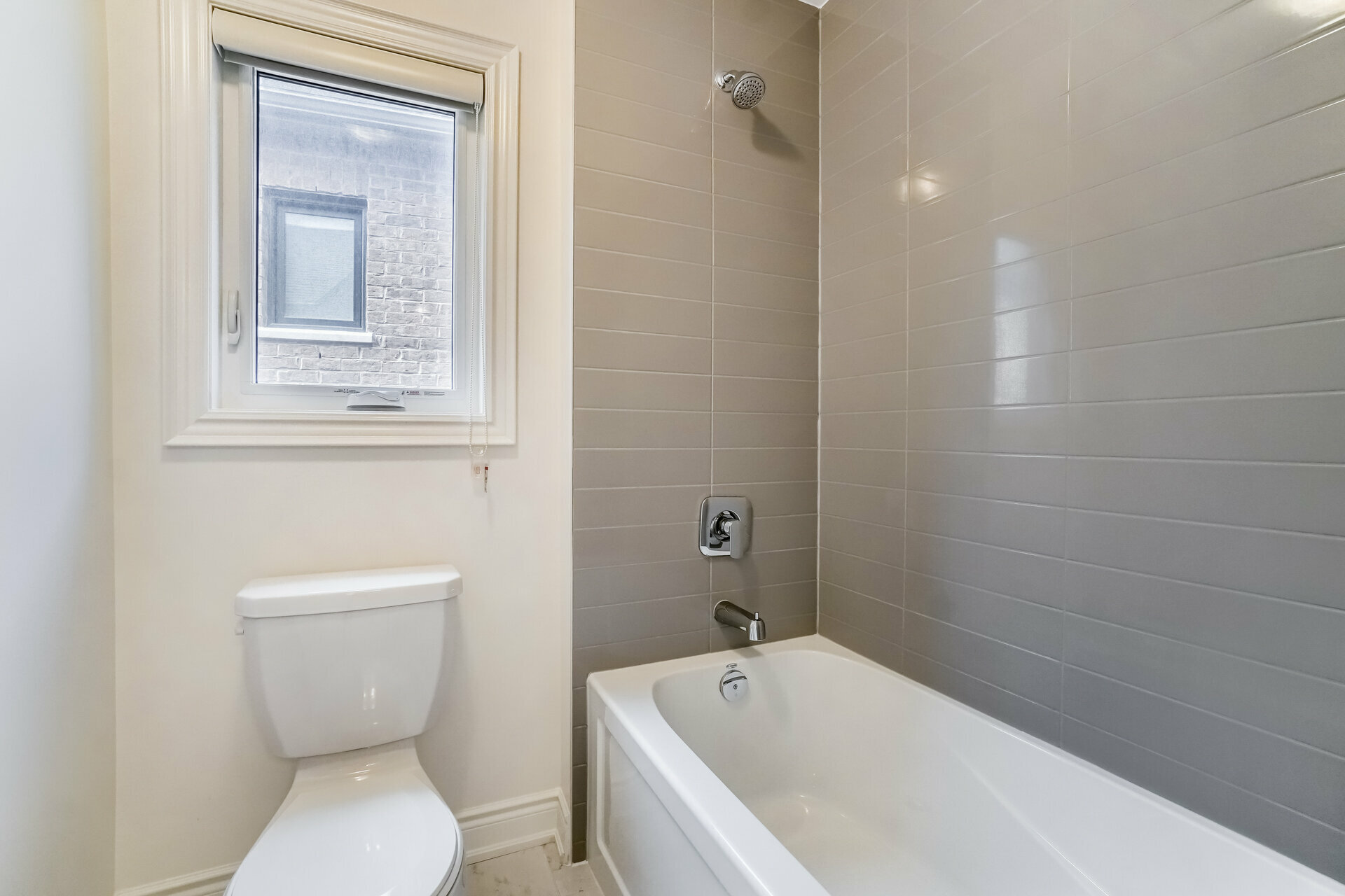 33 Holland Vista Street, East Gwillimbury - photo 38