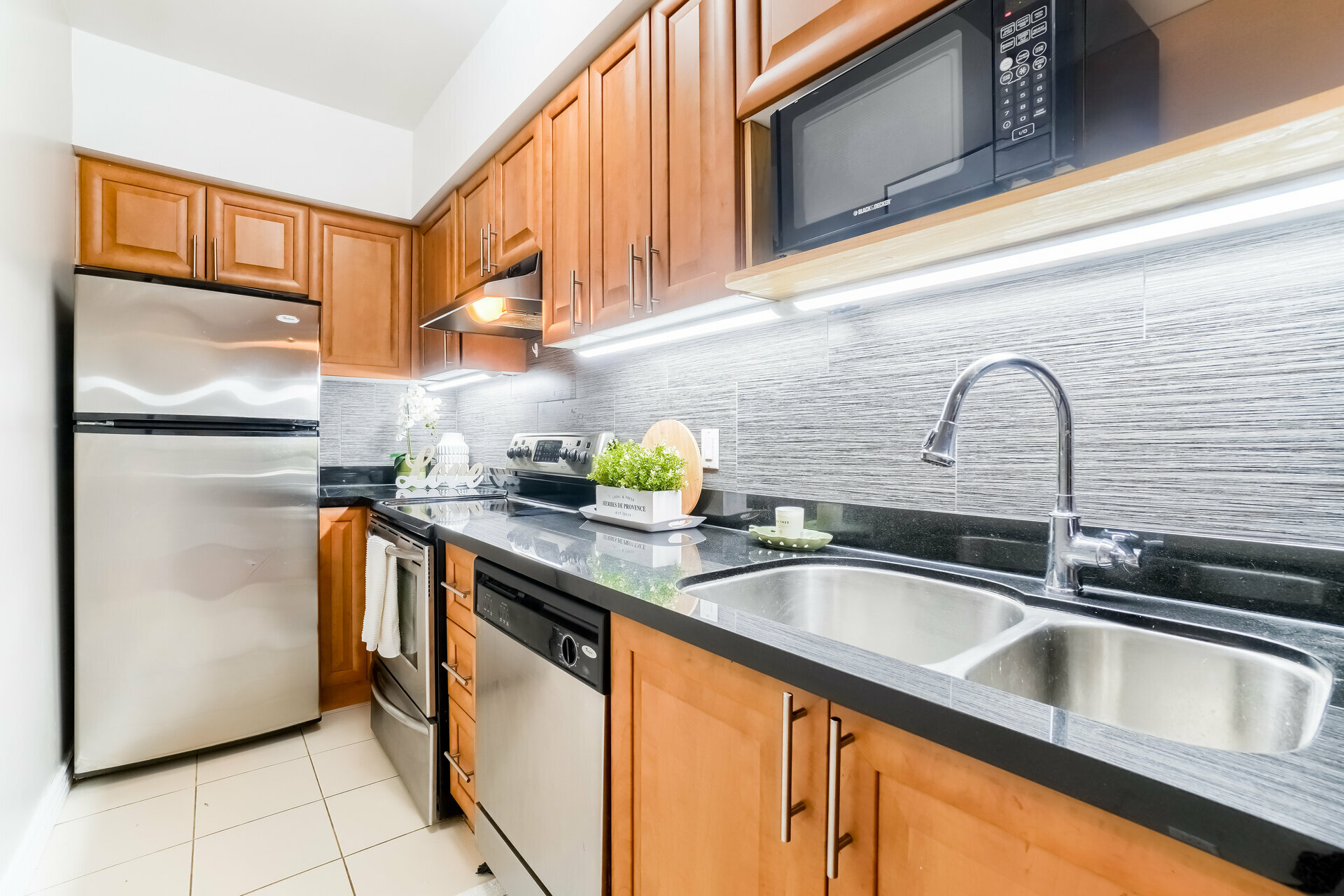 #1101-263 Wellington Street West, Toronto - photo 11