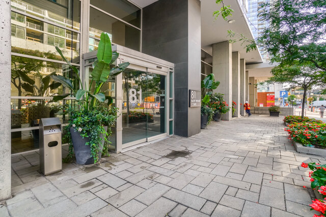 #201-81 Navy Wharf Court, Toronto - photo 5
