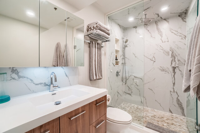 #201-81 Navy Wharf Court, Toronto - photo 33