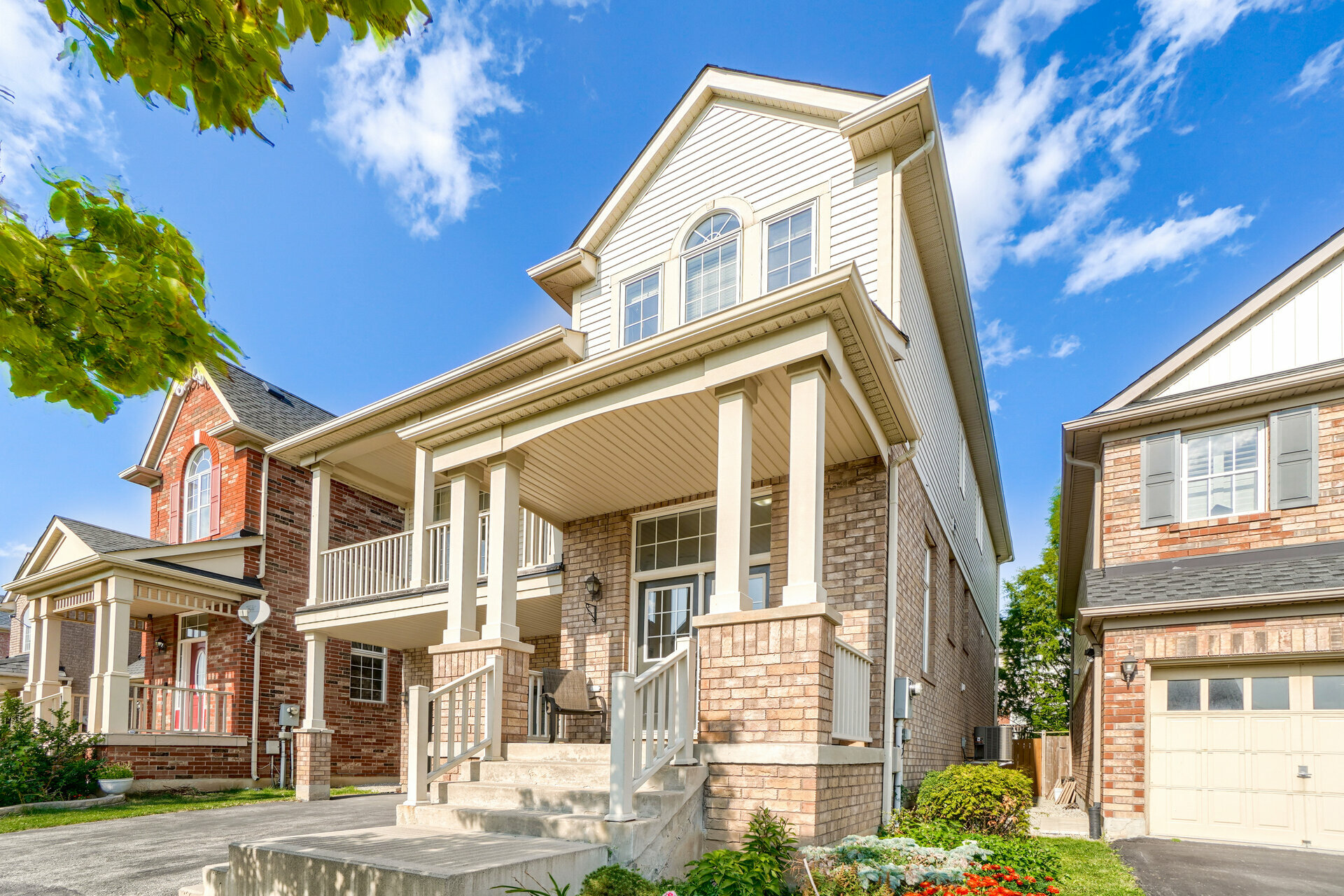 3193 Munson Crescent, Burlington Realmedia Tours