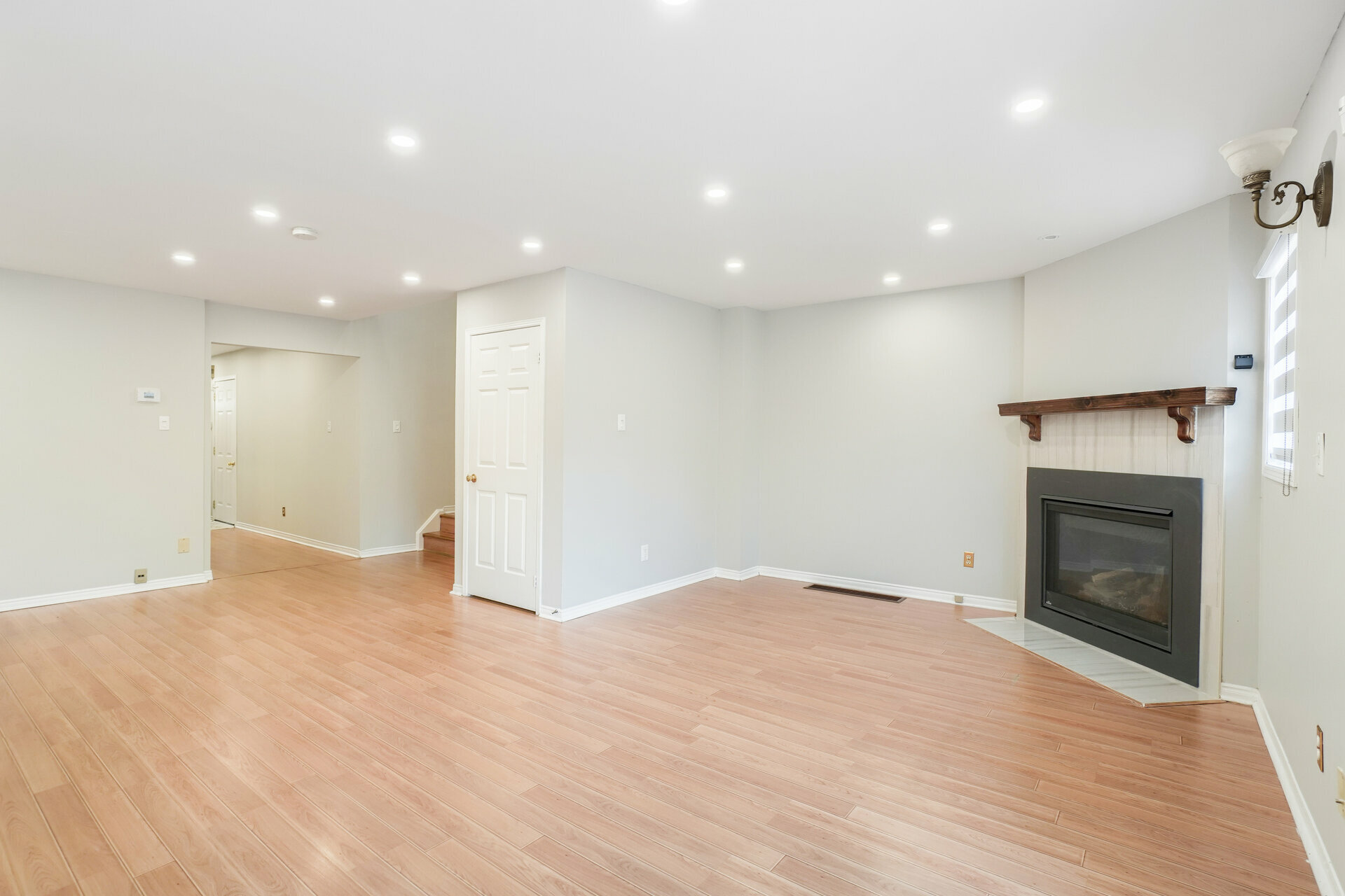 358 Royal Mason Court, Mississauga - photo 18