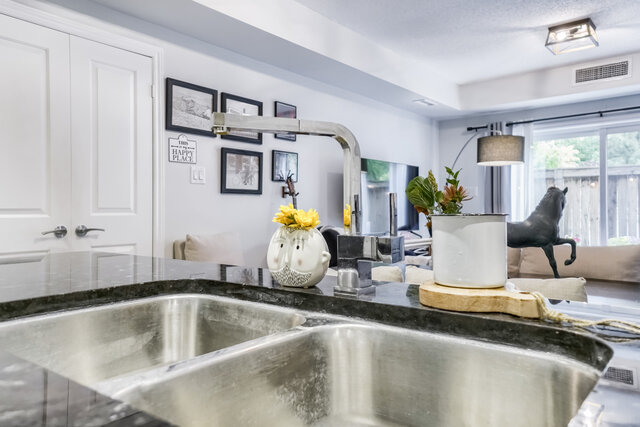 #109-149 Church Street, Schomberg - photo 12