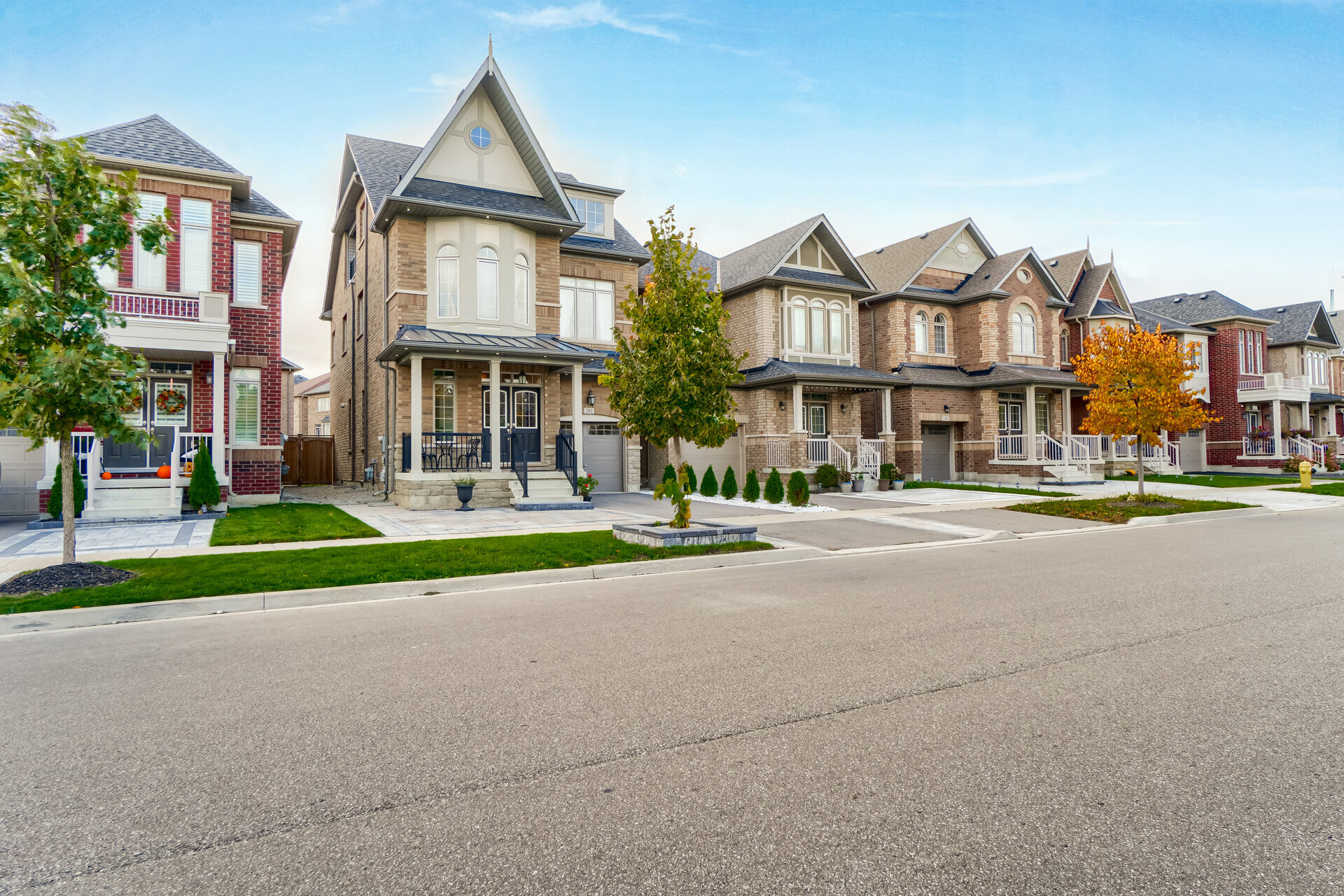 202 Mactier Drive, Kleinburg Realmedia Tours