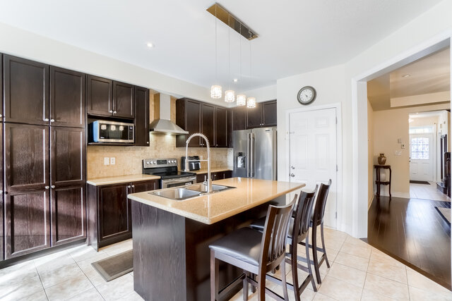 202 Mactier Drive, Kleinburg - photo 18