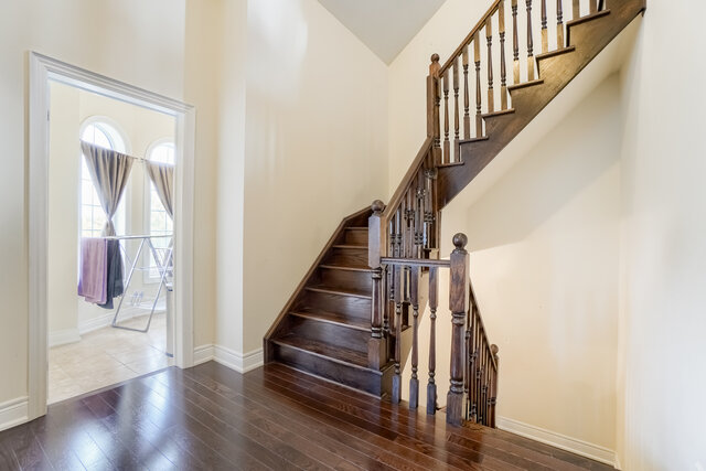 202 Mactier Drive, Kleinburg - photo 25