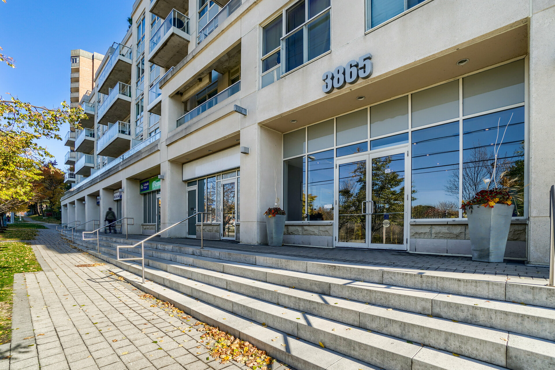 #908-3865 LakeShore Blvd West By Manoj Karatha