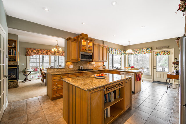 6321 Kirby Road, Kleinburg - photo 24
