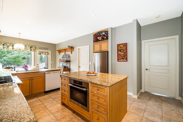 6321 Kirby Road, Kleinburg - photo 30