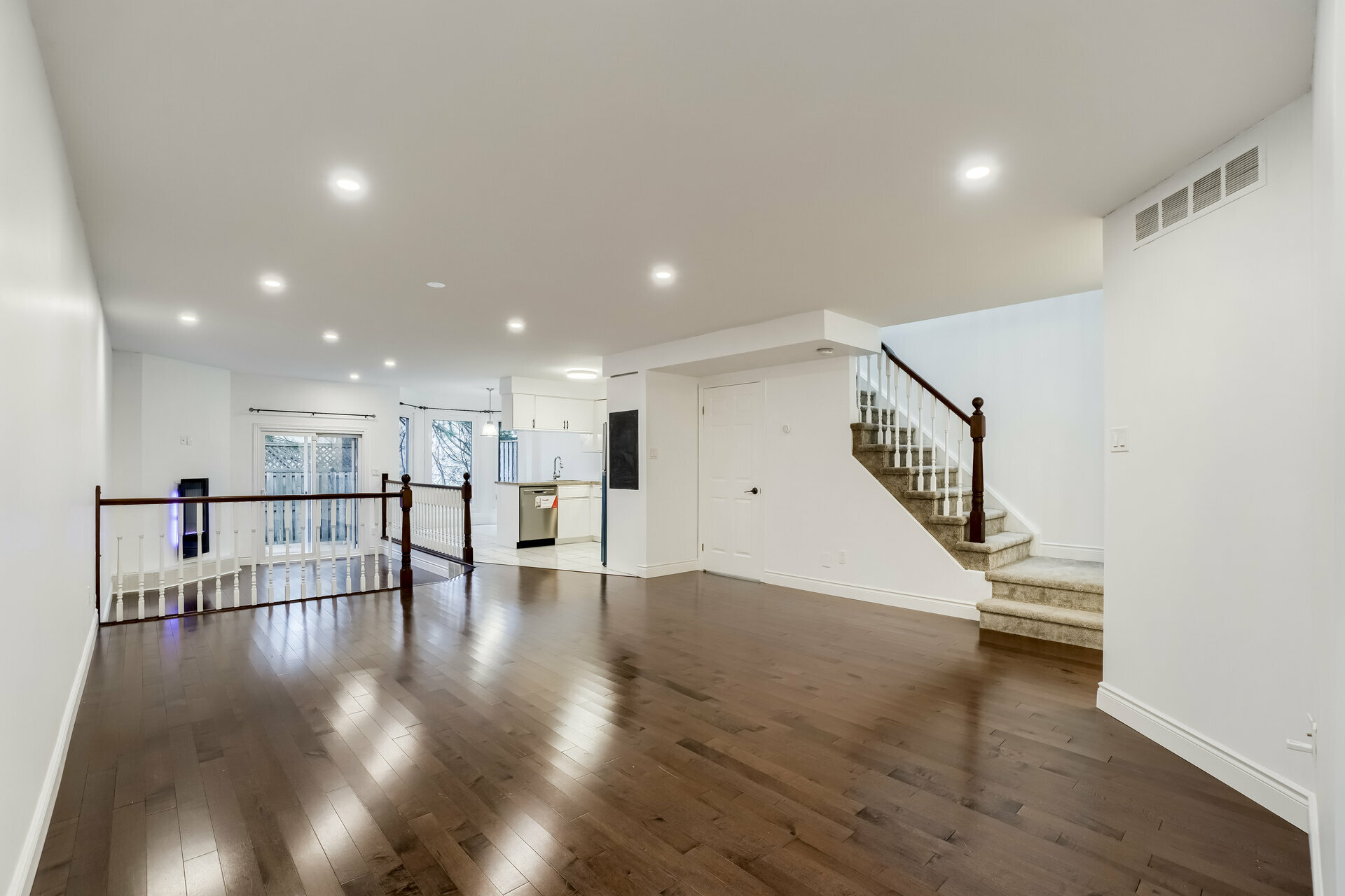 15 Marilyn Drive, Guelph - photo 9