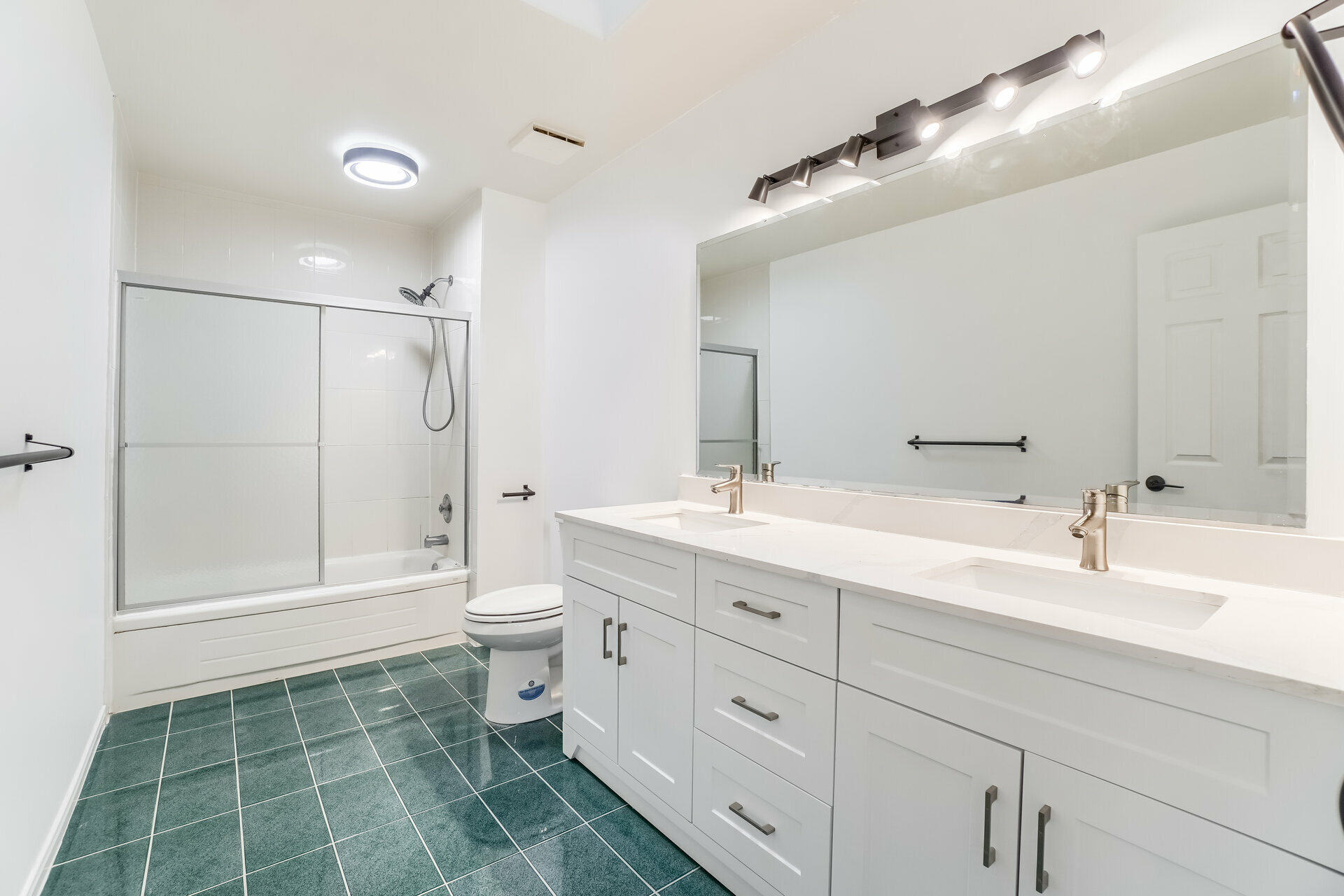 15 Marilyn Drive, Guelph - photo 34