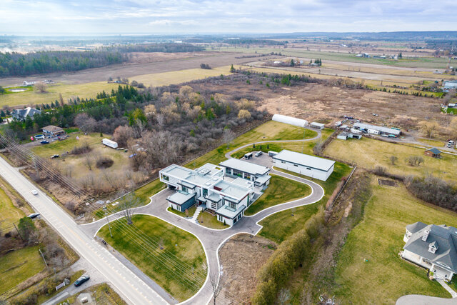 4490 Henderson Road, Milton - photo 4