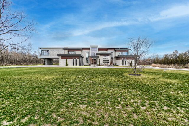 4490 Henderson Road, Milton - photo 9