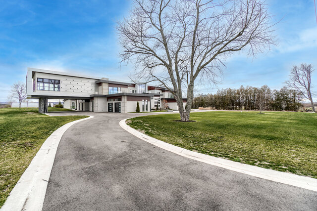 4490 Henderson Road, Milton - photo 11
