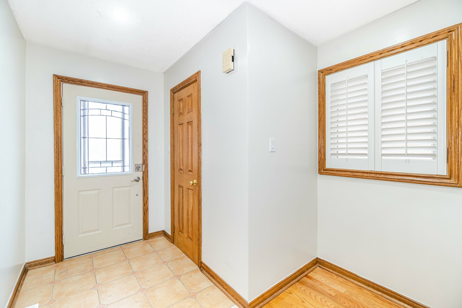 12 Wheatfield Road, Brampton - photo 6