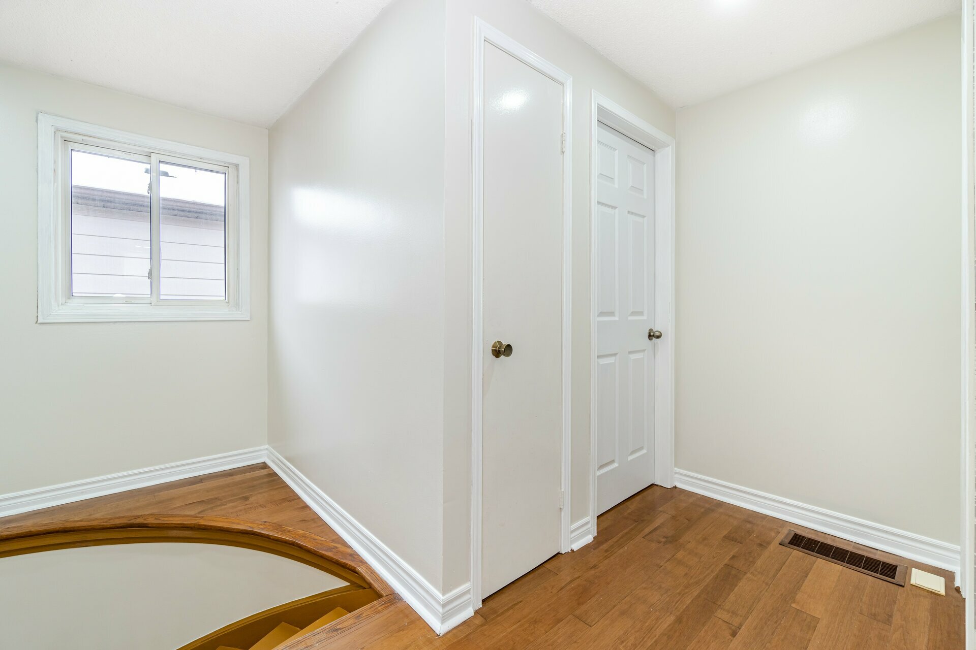 12 Wheatfield Road, Brampton - photo 23