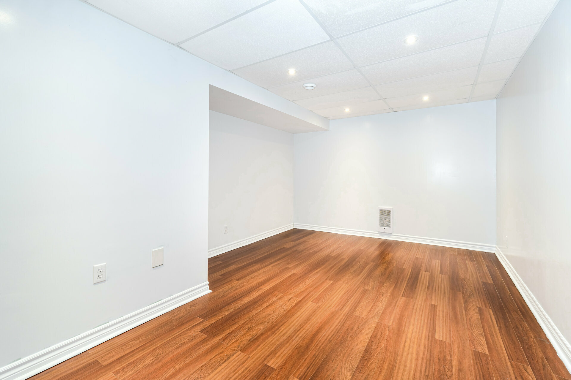 12 Wheatfield Road, Brampton - photo 39