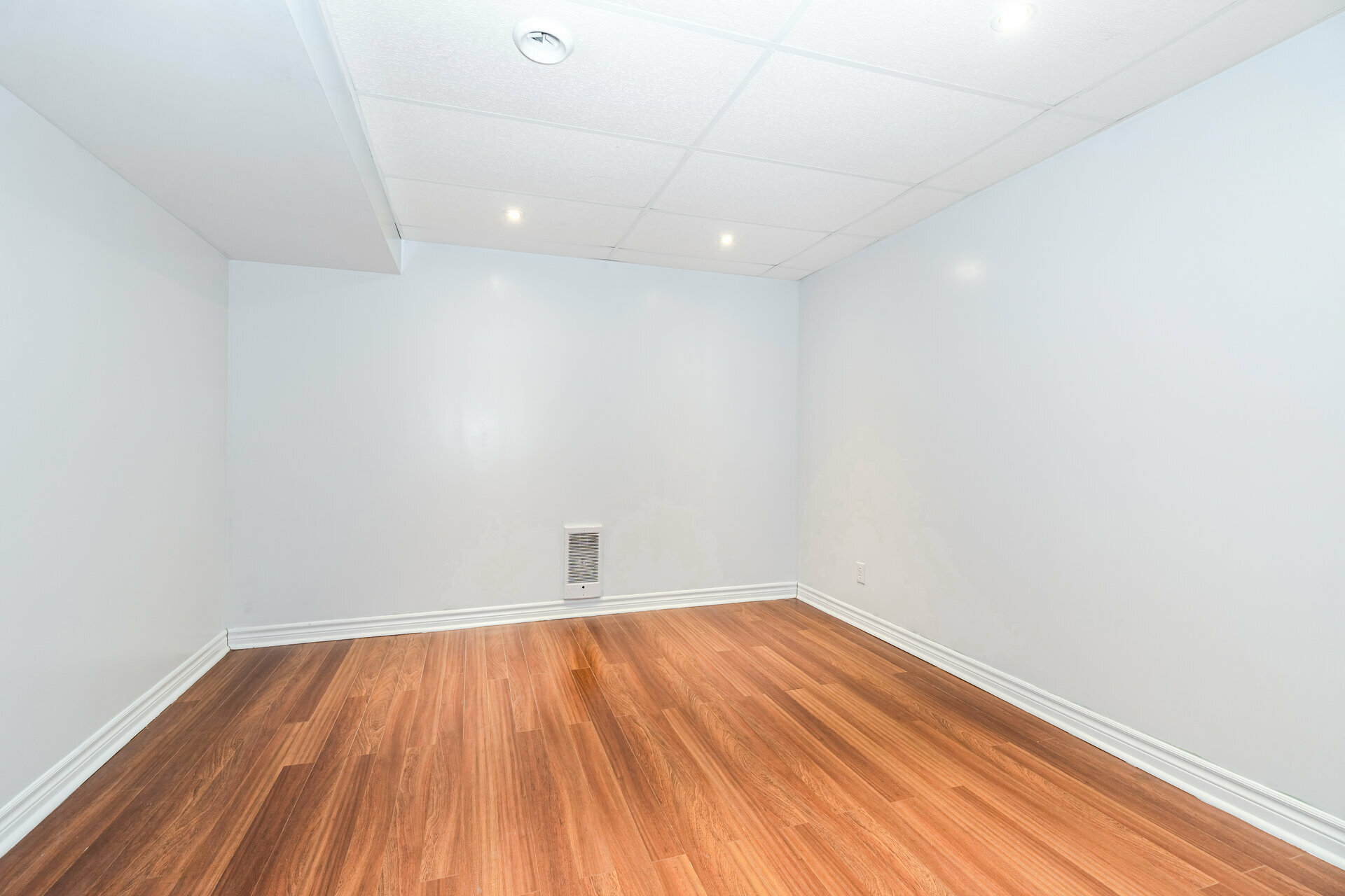 12 Wheatfield Road, Brampton - photo 40