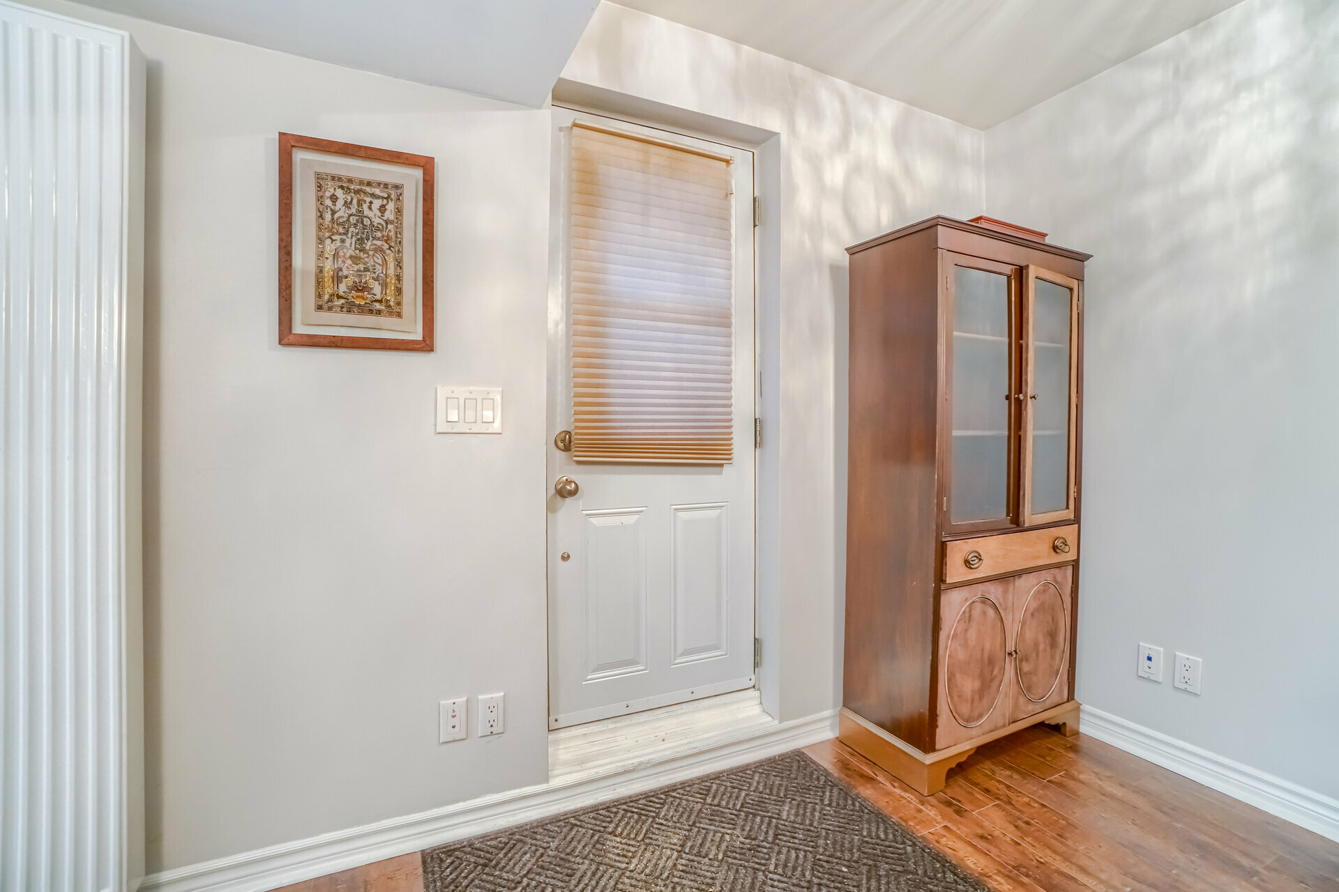 118 Mavety Street, Toronto - photo 5