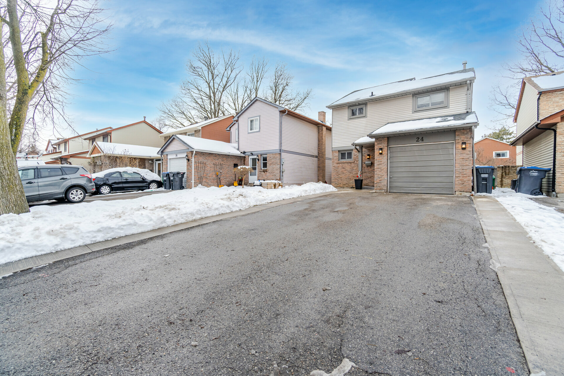 24 Mitchell Avenue, Brampton - photo 5