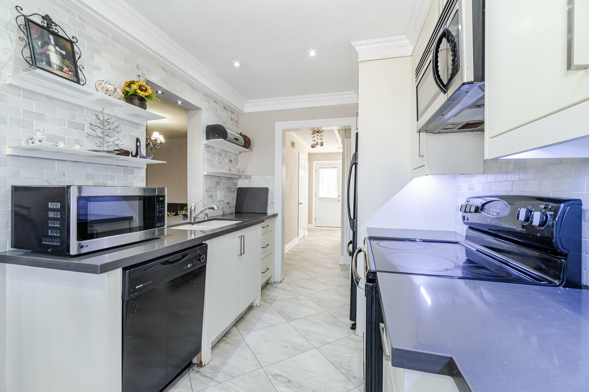 102 Heathcliffe Square, Brampton - photo 14