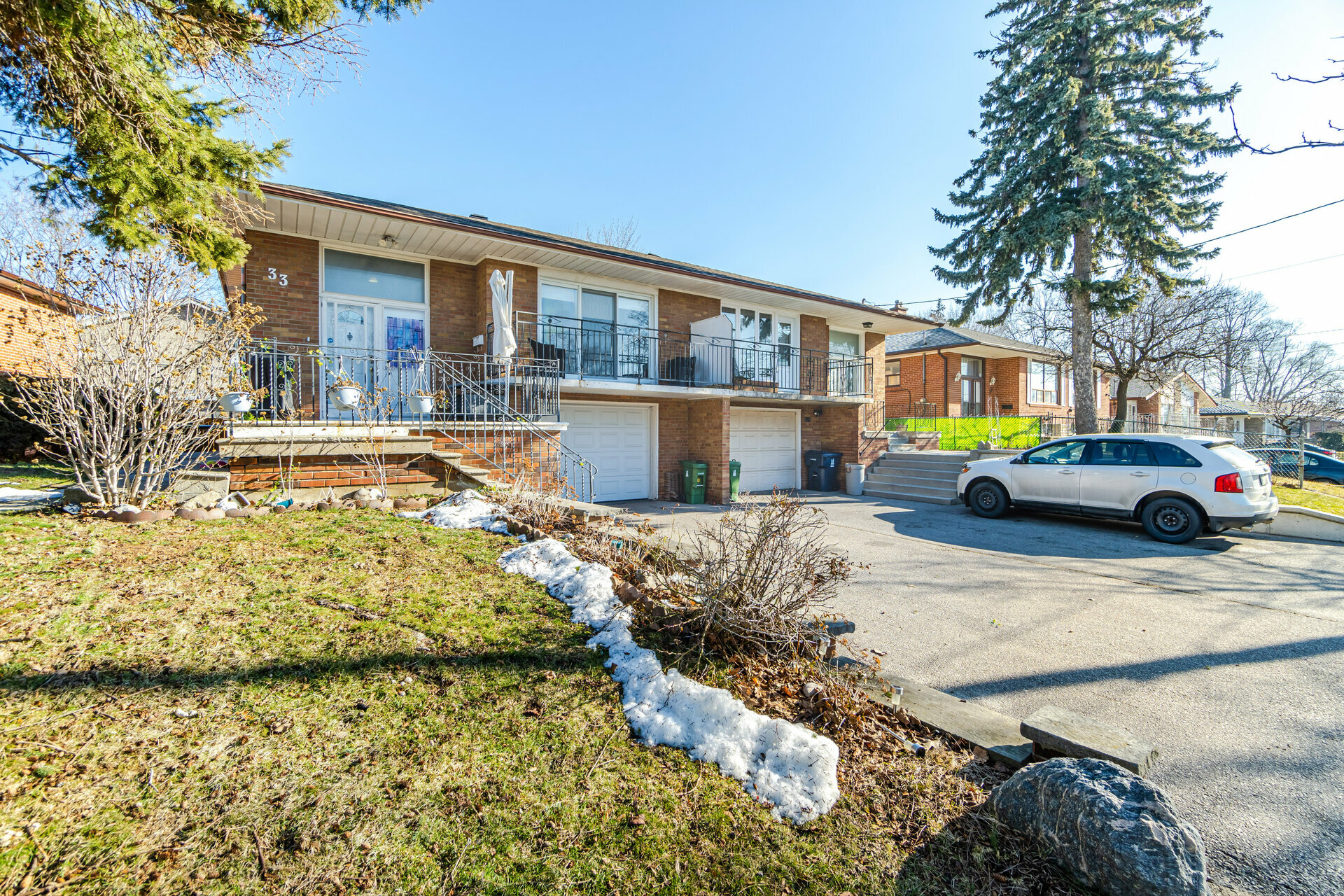 2621087
