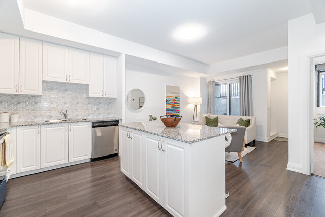 #B302-5279 Highway 7, Vaughan - photo 12