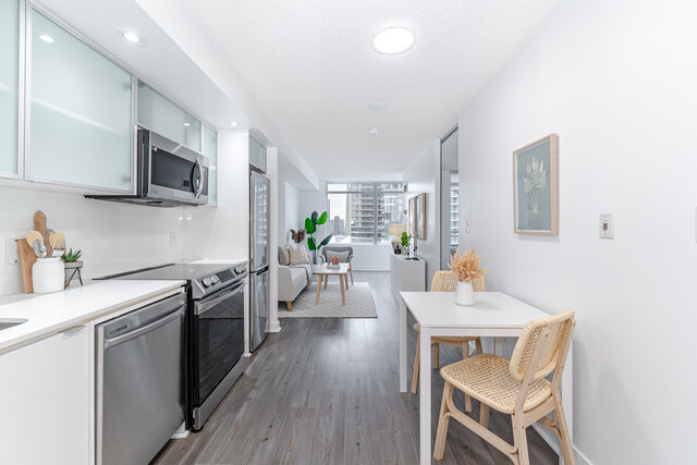 #2605-25 Telegram Mews, Toronto - photo 12