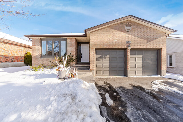 516 Walker Street, Fergus - photo 2
