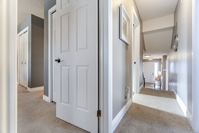 516 Walker Street, Fergus - photo 23