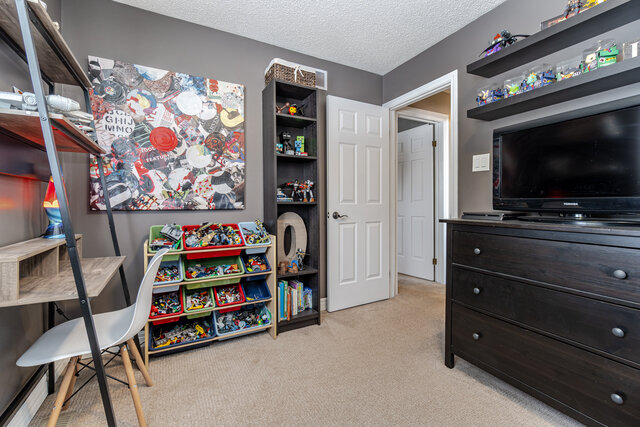 516 Walker Street, Fergus - photo 30