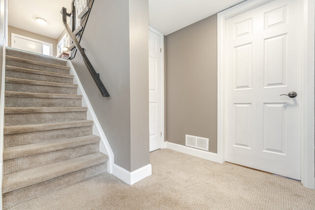 516 Walker Street, Fergus - photo 35