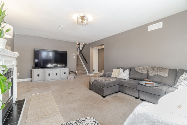 516 Walker Street, Fergus - photo 36