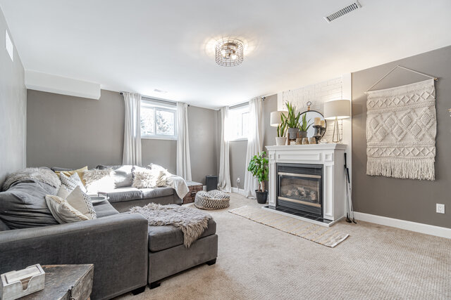 516 Walker Street, Fergus - photo 37