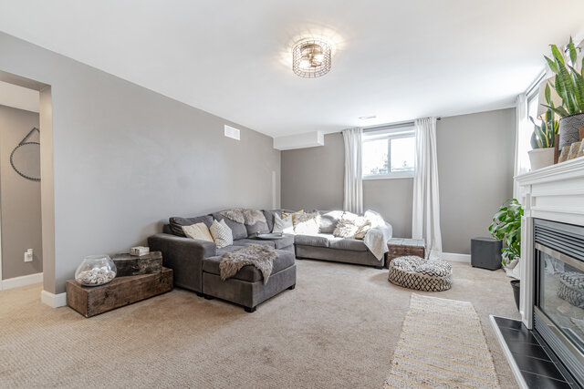 516 Walker Street, Fergus - photo 39