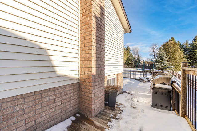 516 Walker Street, Fergus - photo 49