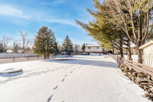 516 Walker Street, Fergus - photo 54