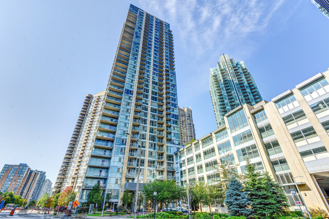 #2606-225 Webb Drive, Mississauga - photo 1