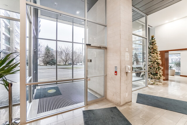 #2606-225 Webb Drive, Mississauga - photo 4