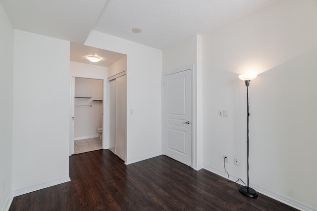 #2606-225 Webb Drive, Mississauga - photo 21