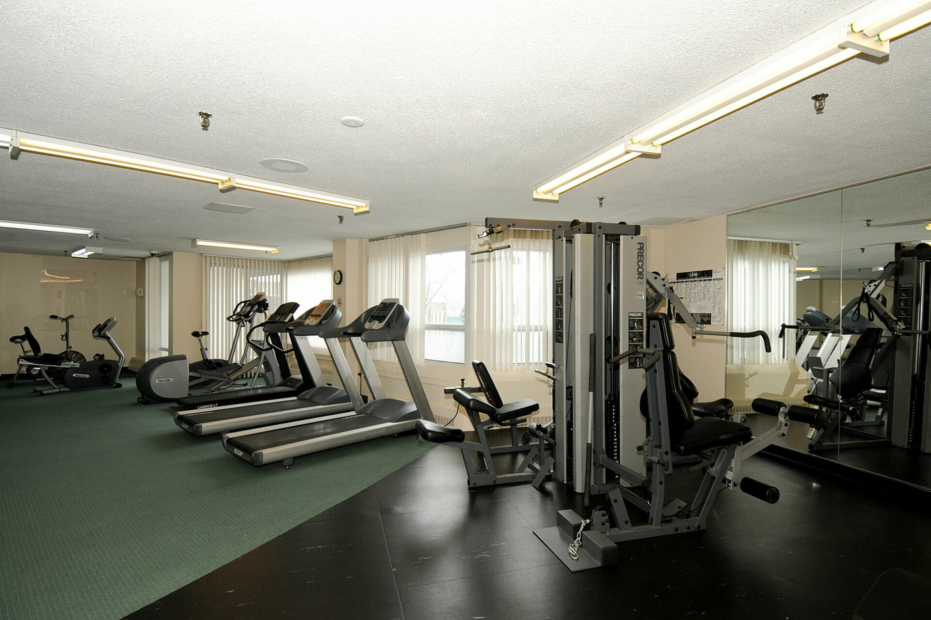 2637926