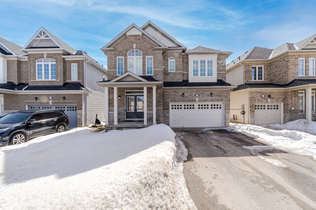 645 Armstrong Road, Shelburne - photo 2