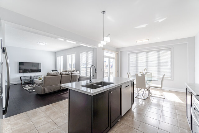 645 Armstrong Road, Shelburne - photo 19