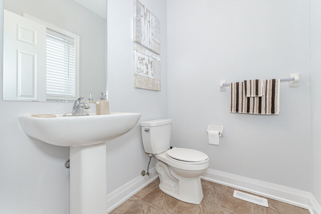 645 Armstrong Road, Shelburne - photo 26