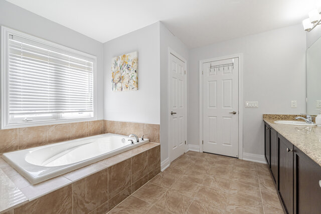 645 Armstrong Road, Shelburne - photo 36