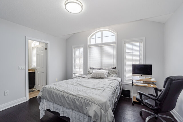 645 Armstrong Road, Shelburne - photo 43