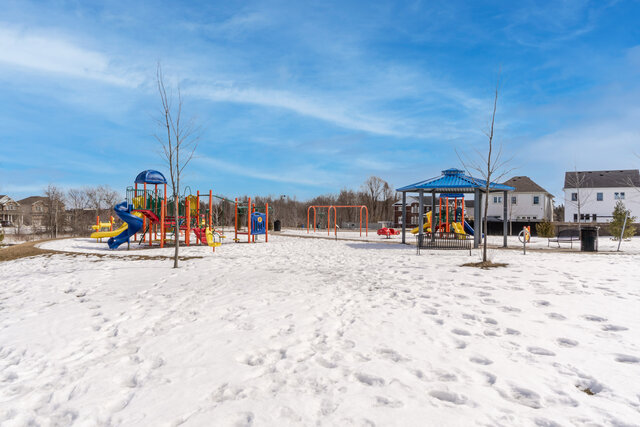 645 Armstrong Road, Shelburne - photo 53