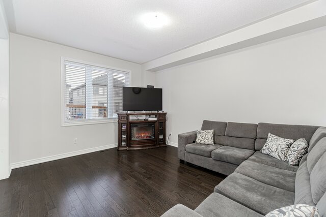 18 McFarlane Crescent, Fergus - photo 16